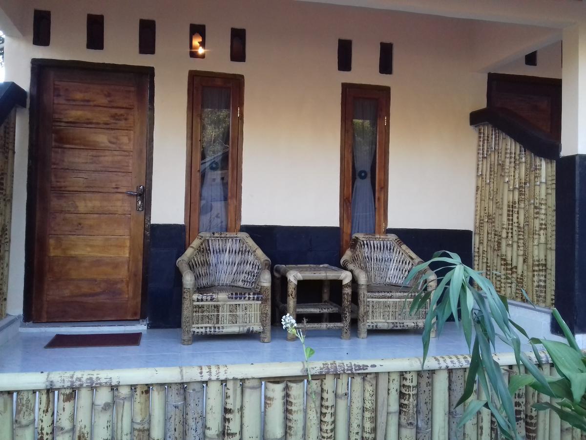 Telage Indah Homestay Kuta  Exterior foto